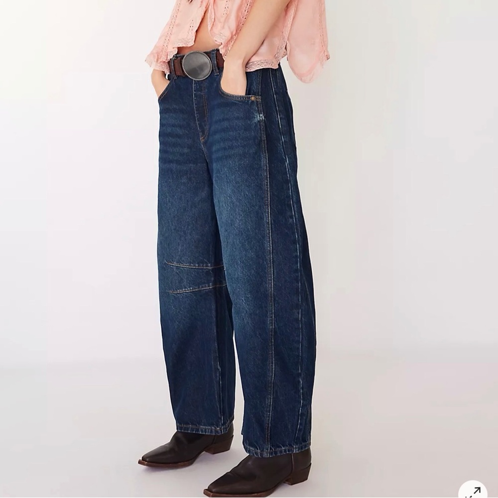 We The Free Good Luck Mid-Rise Barrel Jeans sz 28